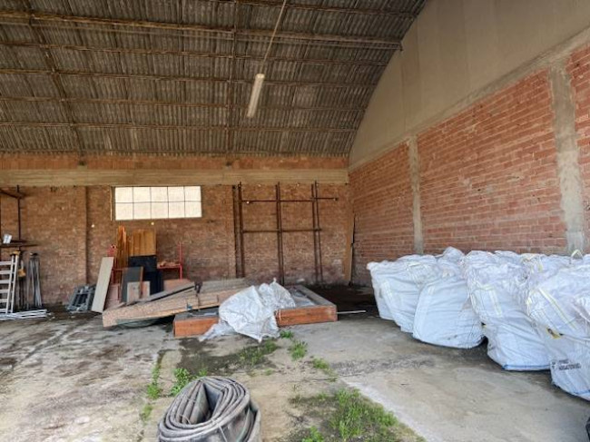 Capannone in affitto a San Miniato