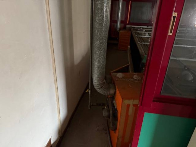 Fondo Commerciale in affitto a Santa Croce sull'Arno