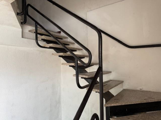 Fondo Commerciale in affitto a Santa Croce sull'Arno