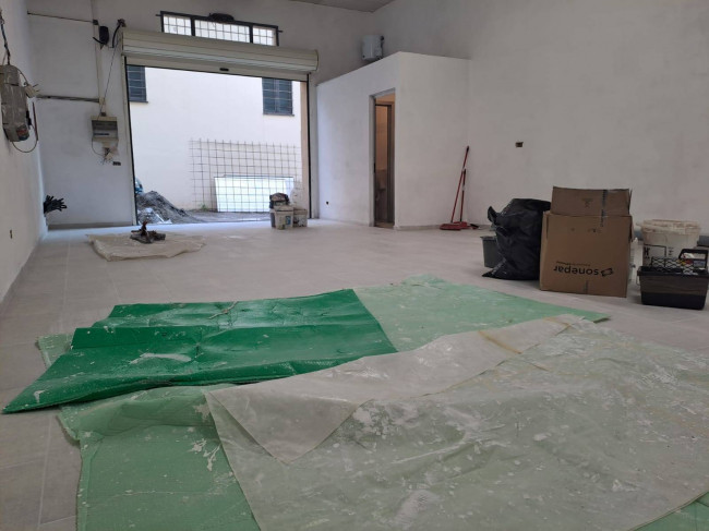 Fondo Artigianale in affitto a Empoli