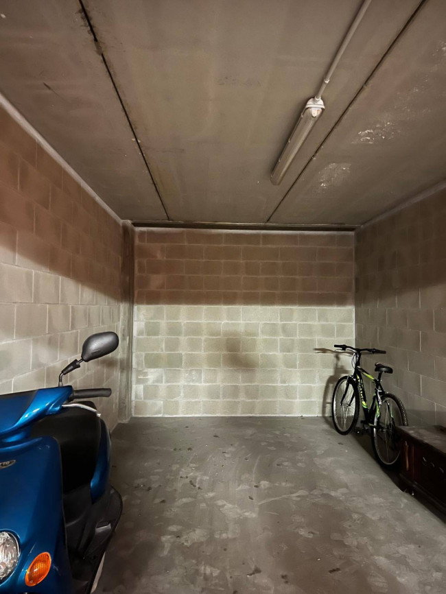 Garage/Box/Cantina/Posto Auto in vendita a Torino