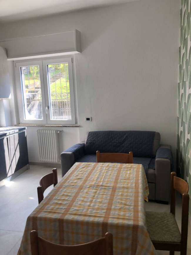 Appartamento in affitto a Porto Valtravaglia