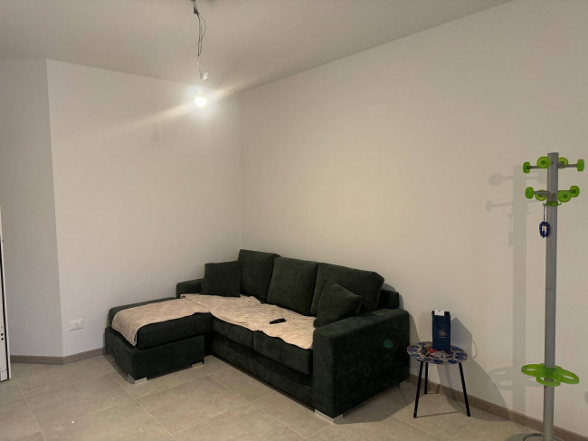 Appartamento in affitto a Capraia e Limite