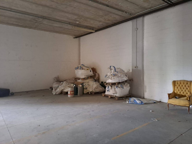 Laboratorio Artigianale in affitto a Empoli