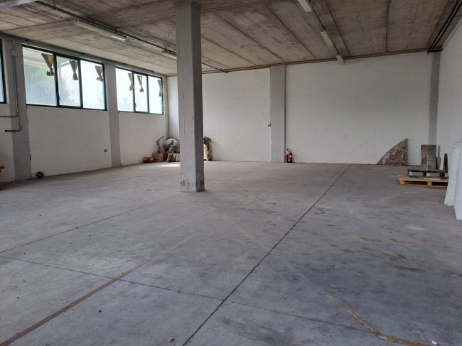 Laboratorio Artigianale in affitto a Empoli