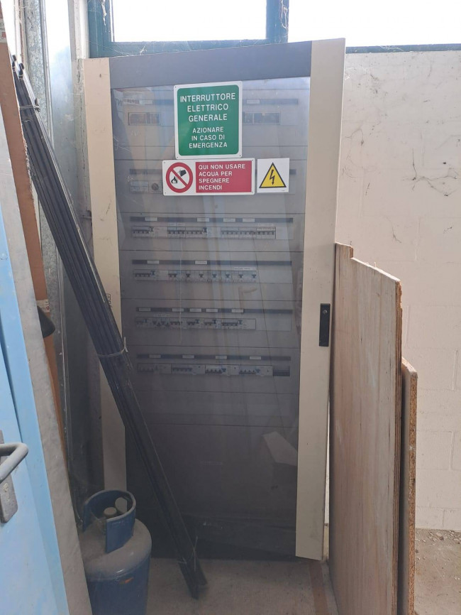 Laboratorio Artigianale in affitto a Empoli