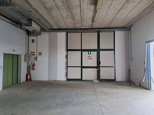 Laboratorio Artigianale in affitto a Empoli