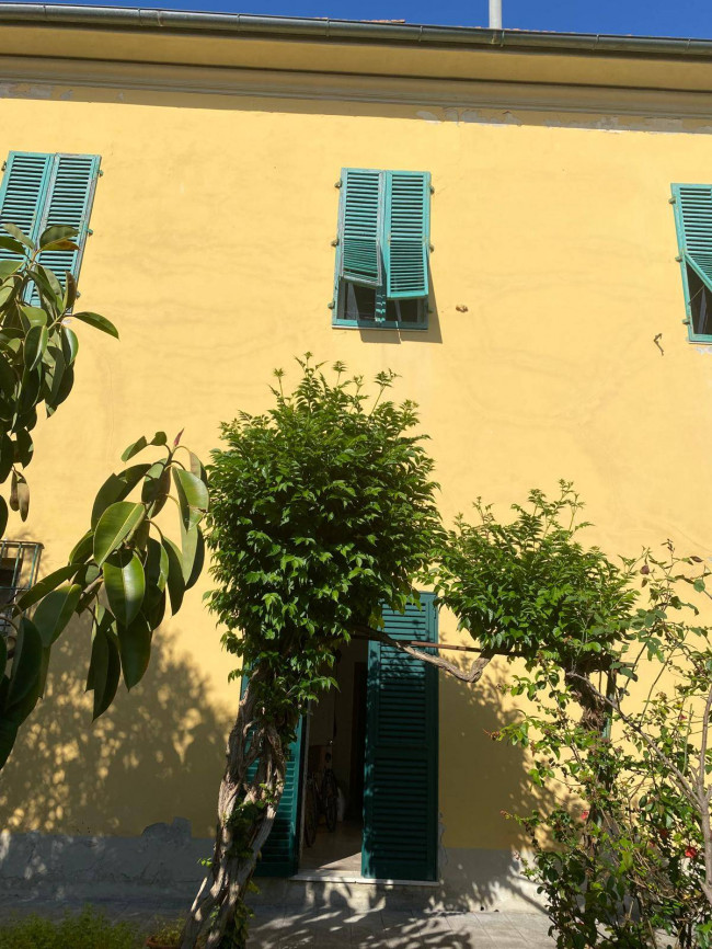 Casa semi indipendente in vendita a Rosignano Marittimo