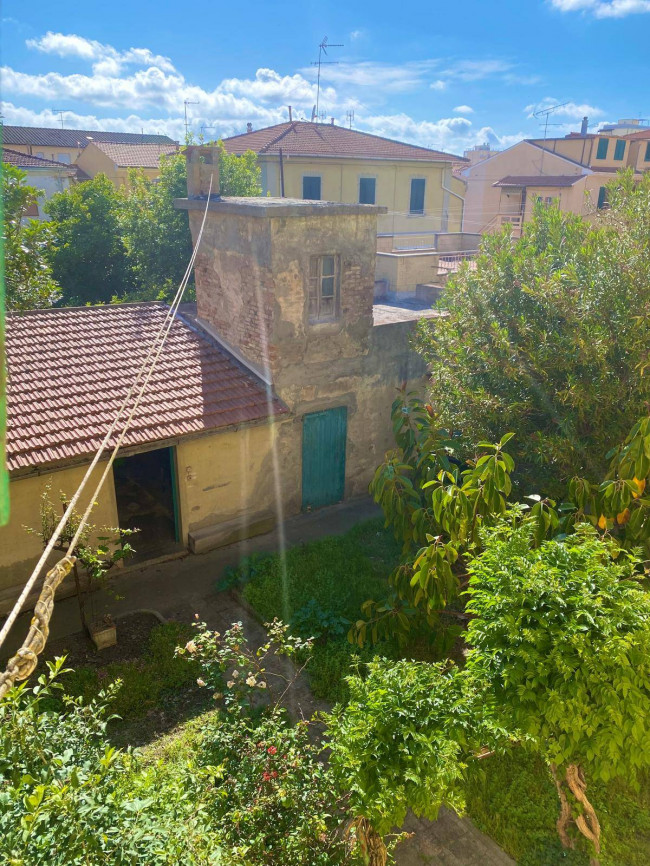 Casa semi indipendente in vendita a Rosignano Marittimo