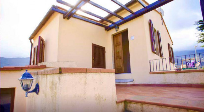 Casa semi indipendente in vendita a Marciana Marina