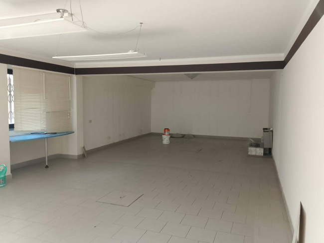 Fondo Commerciale in affitto a Empoli