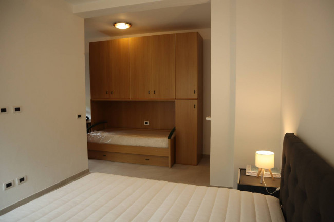 Appartamento in affitto a Porto Valtravaglia