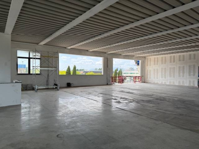 Fondo Artigianale in affitto a San Miniato