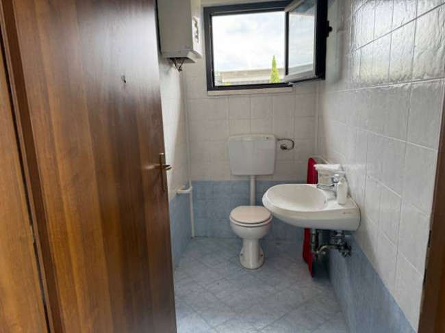 Fondo Artigianale in affitto a San Miniato