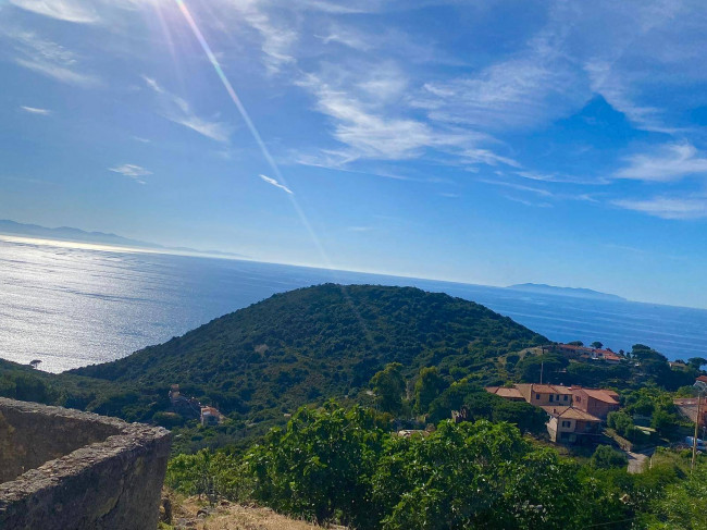 Casa indipendente in vendita a Marciana