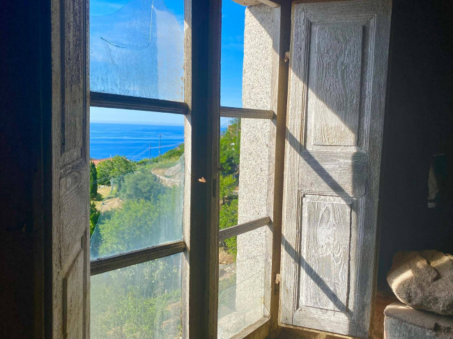 Casa indipendente in vendita a Marciana