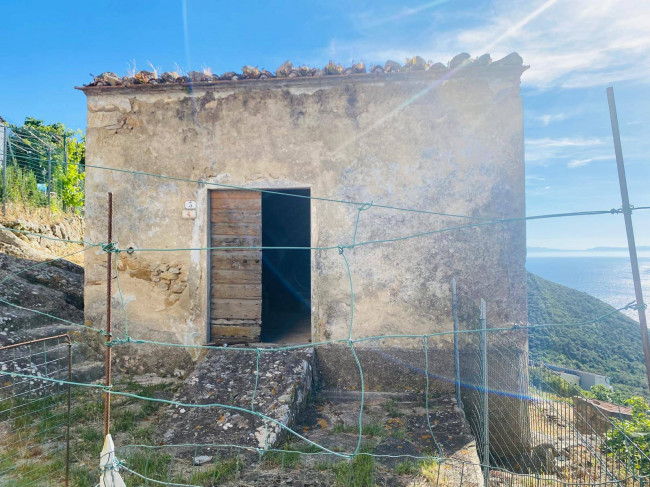 Casa indipendente in vendita a Marciana