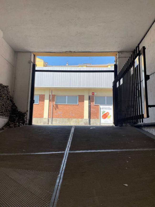 Box o garage in affitto a Chivasso