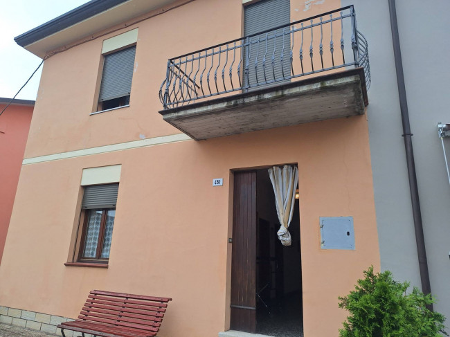 Casa semi indipendente in vendita a Cesena
