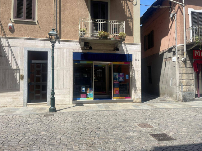 Negozio in affitto a Chivasso