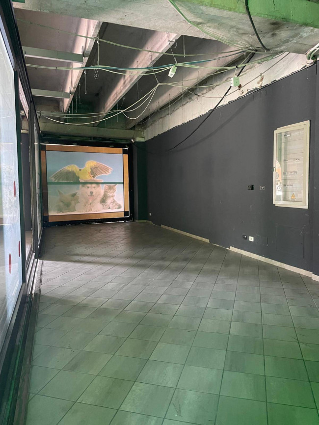 Negozio in affitto a Chivasso