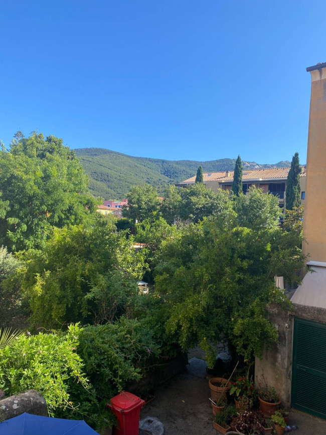 Appartamento in vendita a Marciana Marina