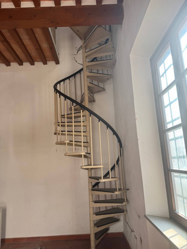 Fondo Commerciale in affitto a Fucecchio