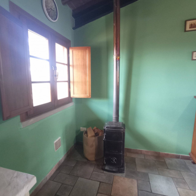 Appartamento in affitto a Capraia e Limite
