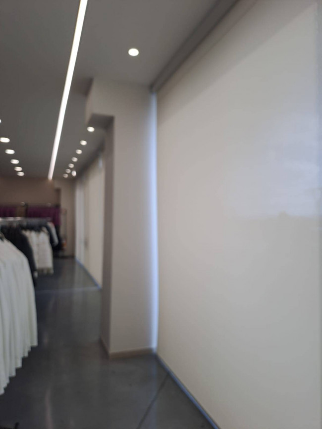 Fondo Commerciale in affitto a Prato