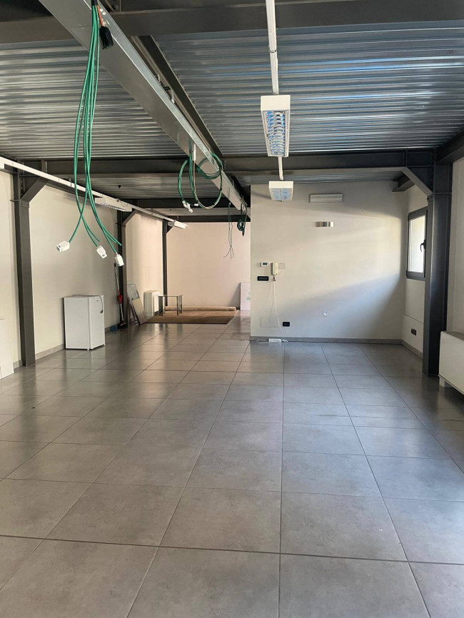 Ufficio in affitto a Chivasso