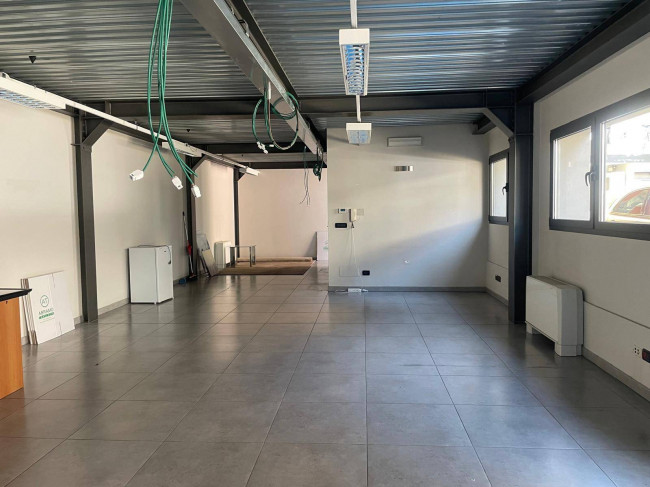 Ufficio in affitto a Chivasso