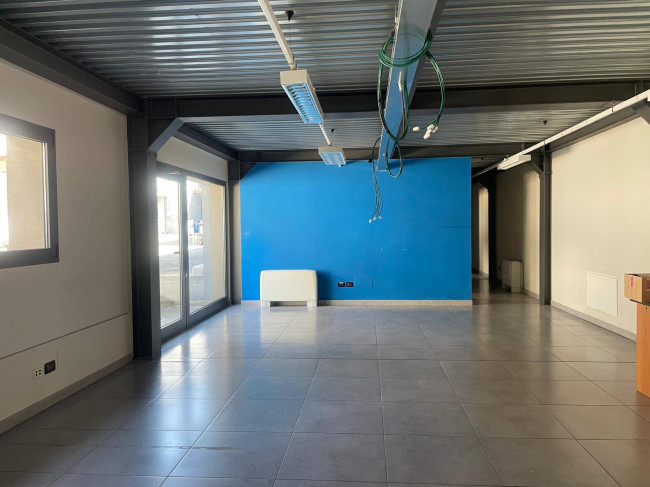 Ufficio in affitto a Chivasso