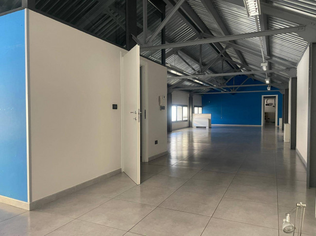 Ufficio in affitto a Chivasso