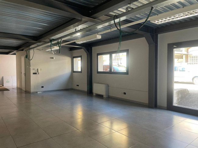 Ufficio in affitto a Chivasso