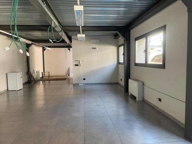 Ufficio in affitto a Chivasso