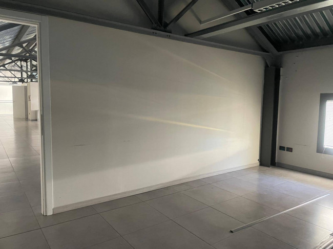 Ufficio in affitto a Chivasso