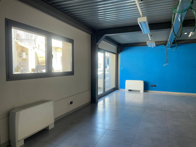 Ufficio in affitto a Chivasso