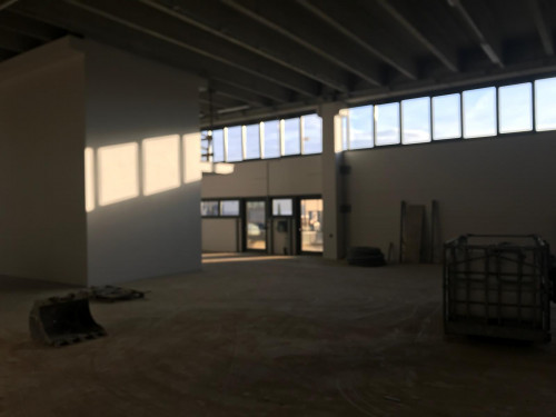 Fondo Artigianale in affitto a San Miniato