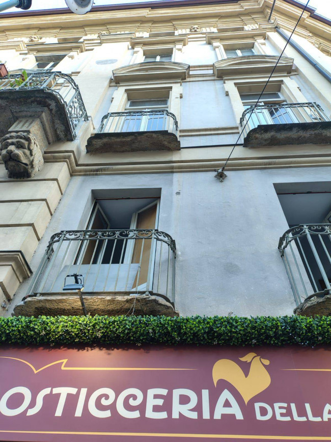 Attività/licenza in vendita a Torino