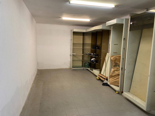 Fondo Commerciale in affitto a Empoli