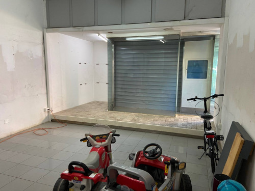 Fondo Commerciale in affitto a Empoli