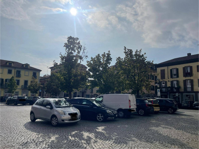 Ufficio in affitto a Chivasso