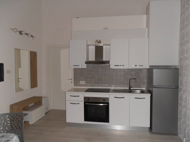 Appartamento in affitto a Porto Valtravaglia