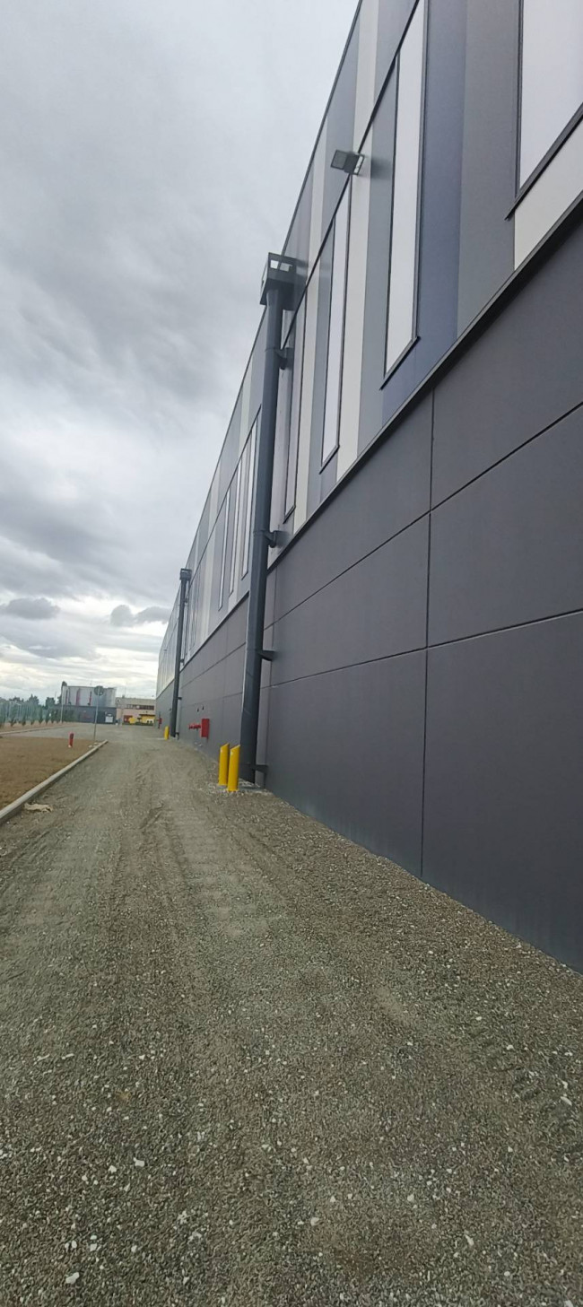 Capannone in affitto a Quarrata