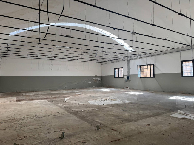 Capannone in affitto a Santa Croce sull'Arno