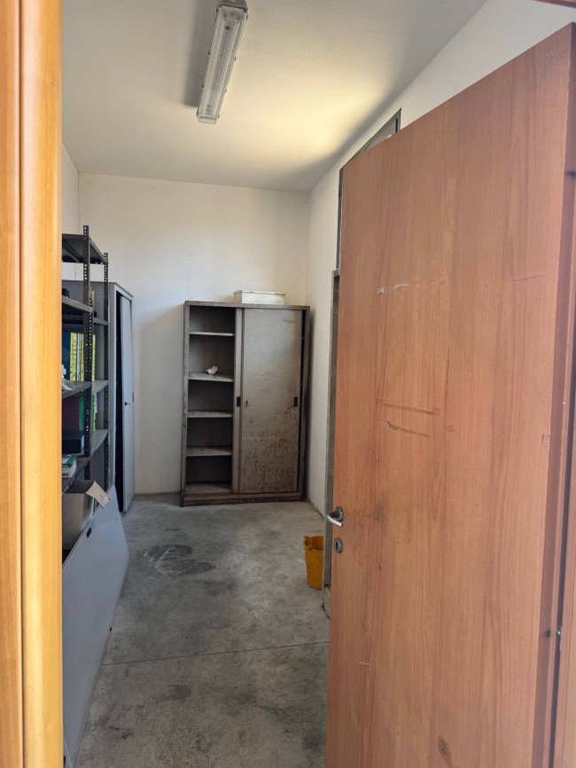 Capannone in affitto a Santa Croce sull'Arno