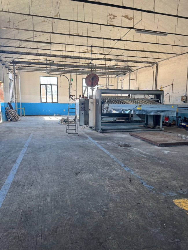 Capannone in affitto a Santa Croce sull'Arno