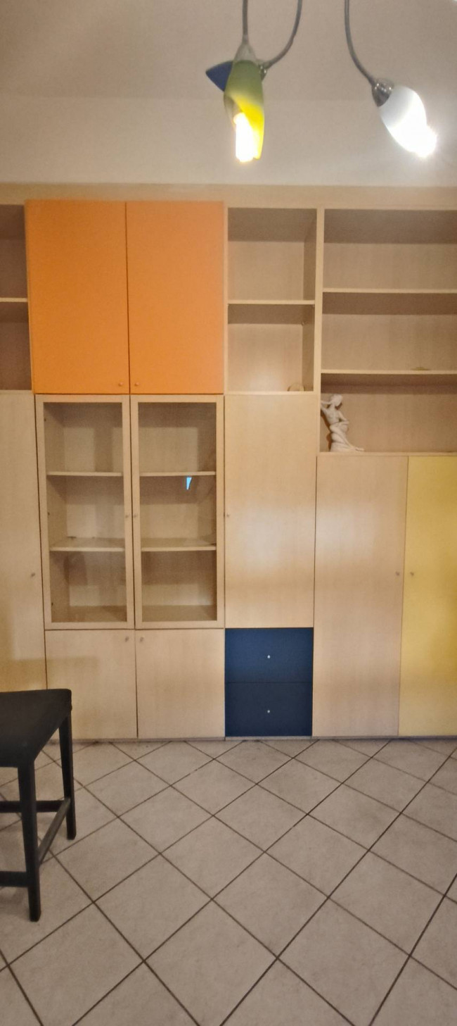 Fondo Commerciale in affitto a Vinci