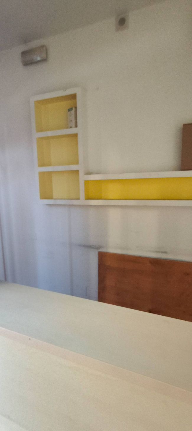 Fondo Commerciale in affitto a Vinci