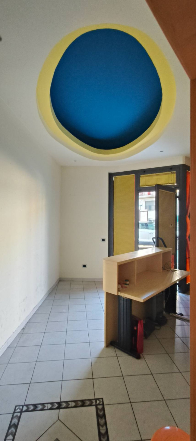 Fondo Commerciale in affitto a Vinci